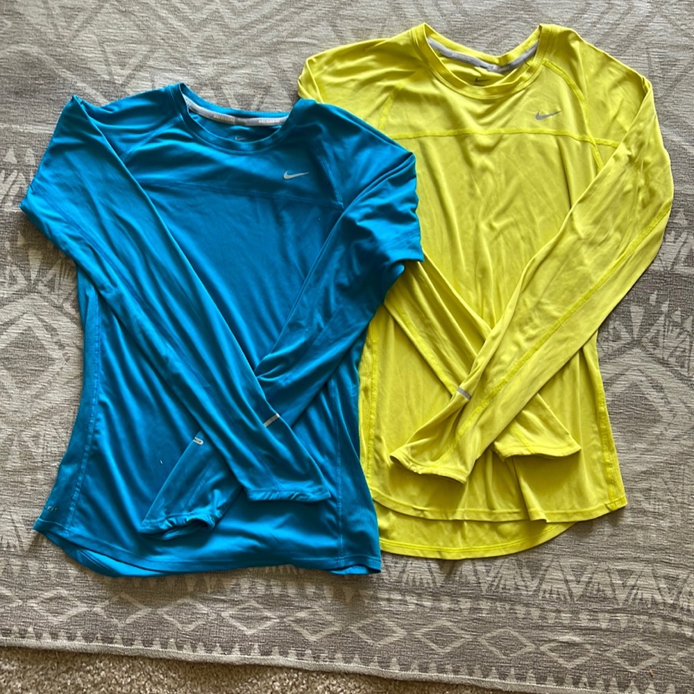 Nike Dri Fit Long Sleeve, Size Small